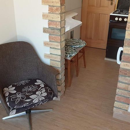 Keller Apartmanok Hajdúszoboszló Kamer foto
