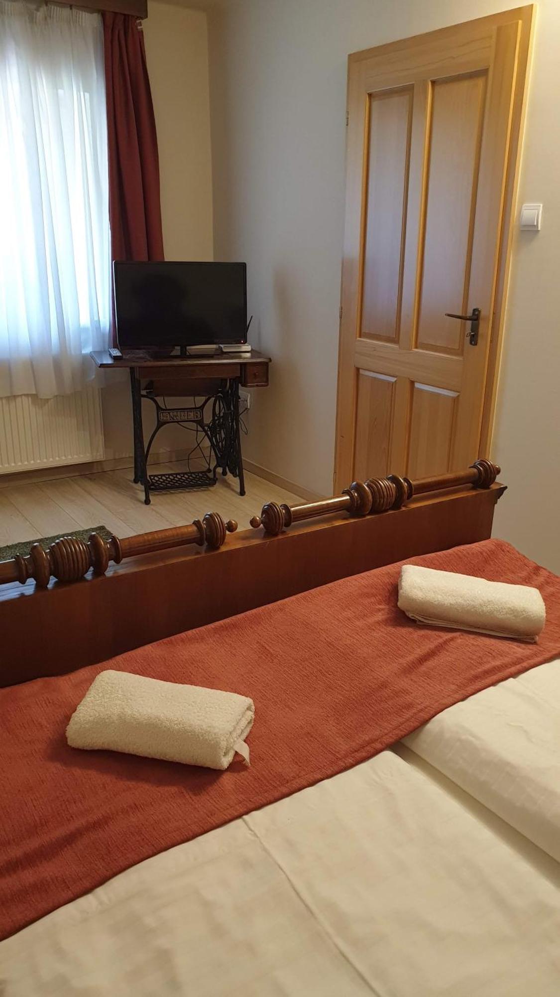 Keller Apartmanok Hajdúszoboszló Kamer foto