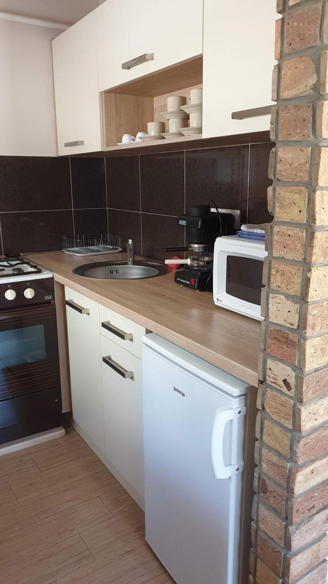 Keller Apartmanok Hajdúszoboszló Kamer foto