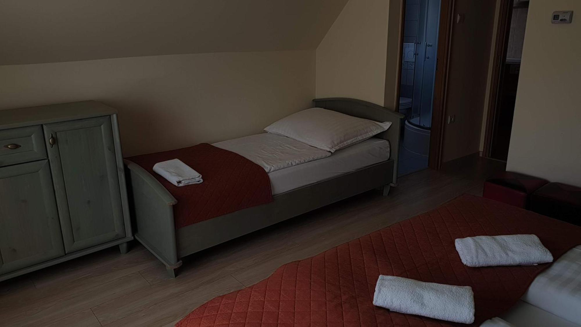 Keller Apartmanok Hajdúszoboszló Kamer foto